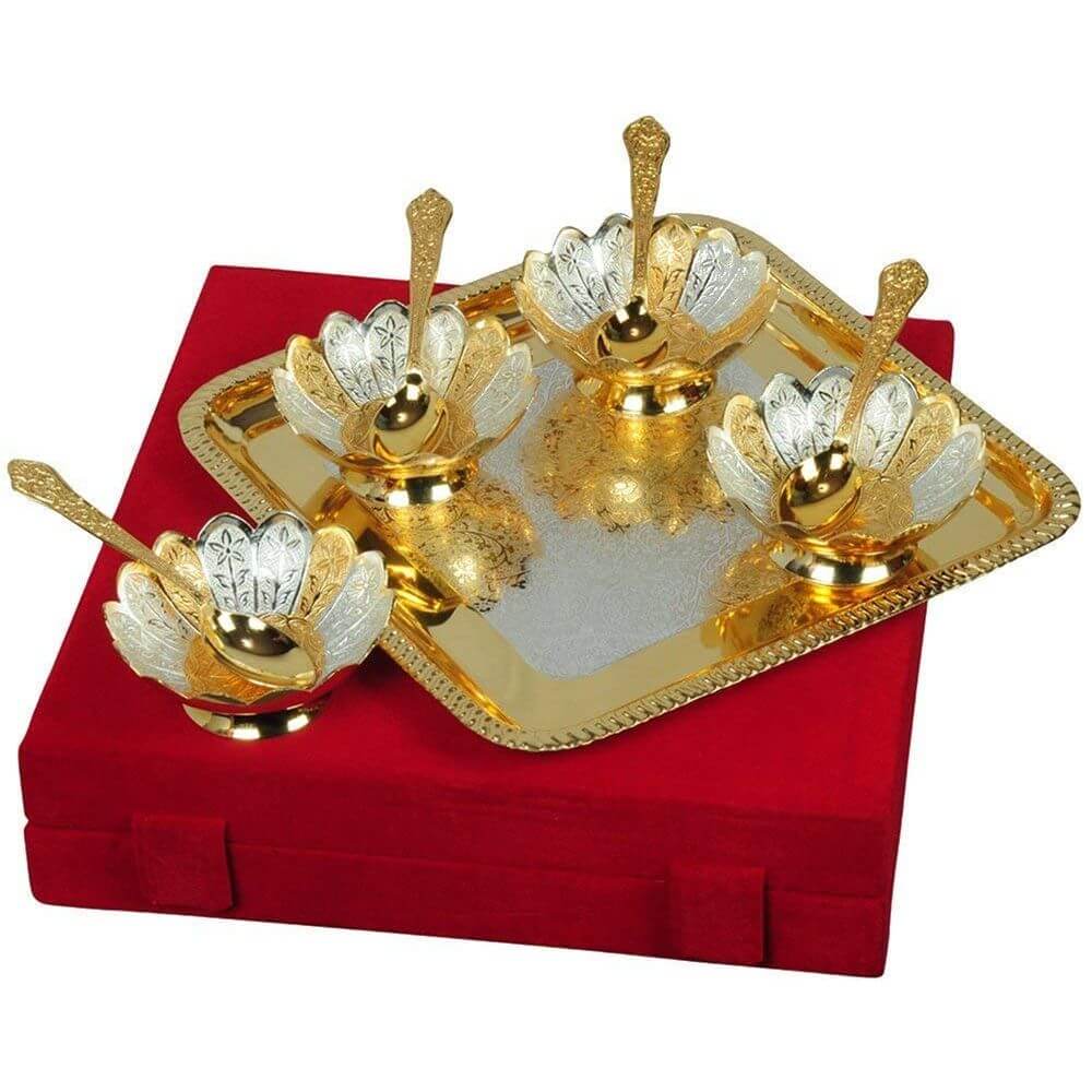 GOLDGIFTIDEAS 8 Inch Prarthana Special Silver Plated Pooja Thali Set for  Wedding